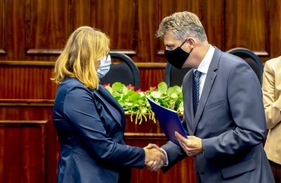 Prezydent wręczył awanse nauczycielom